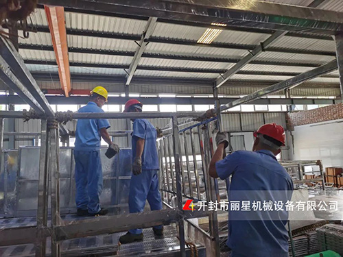 加班加點(diǎn)趕生產(chǎn)，麗星機(jī)械發(fā)貨忙